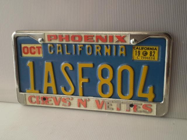 1ASF804' California'USAカルフォルニアライセンスプレート。