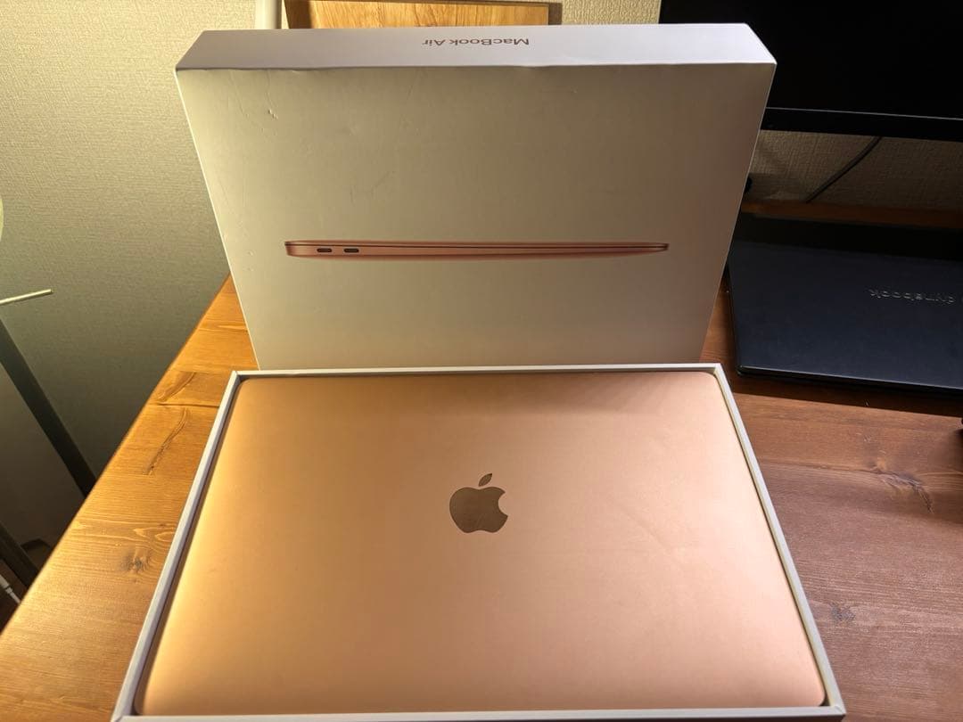MacBook Air 13インチ 2020 Core i5 8GB 256GB