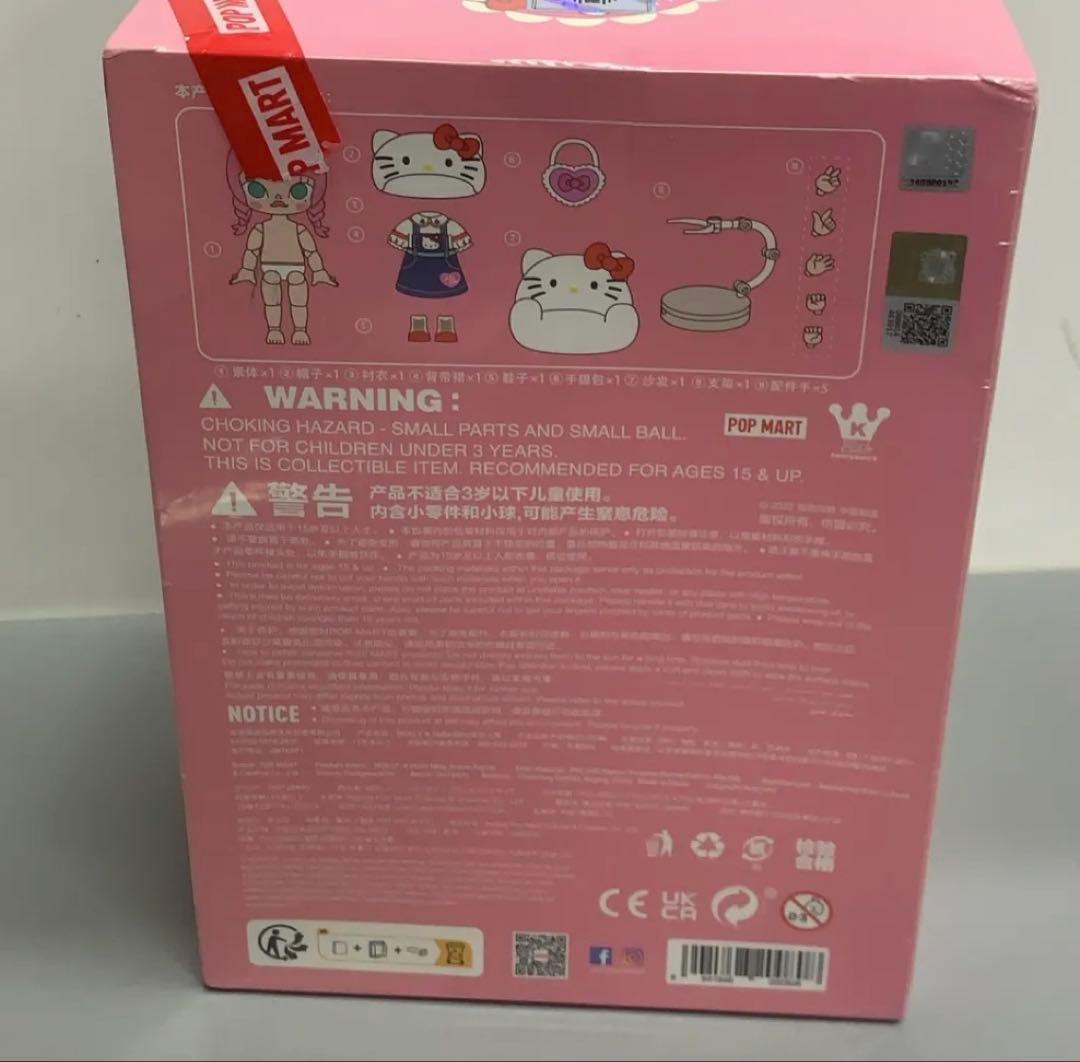 POP MART MOLLY × ハローキティ アクションフィギュア 限定版