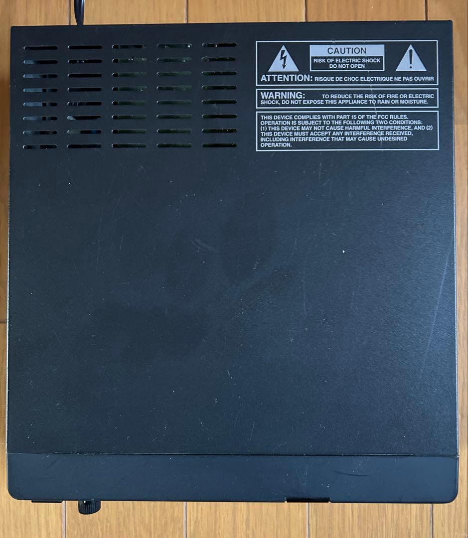 RolandのSOUND Canvas sc-88 （MIDIケーブル1本付）