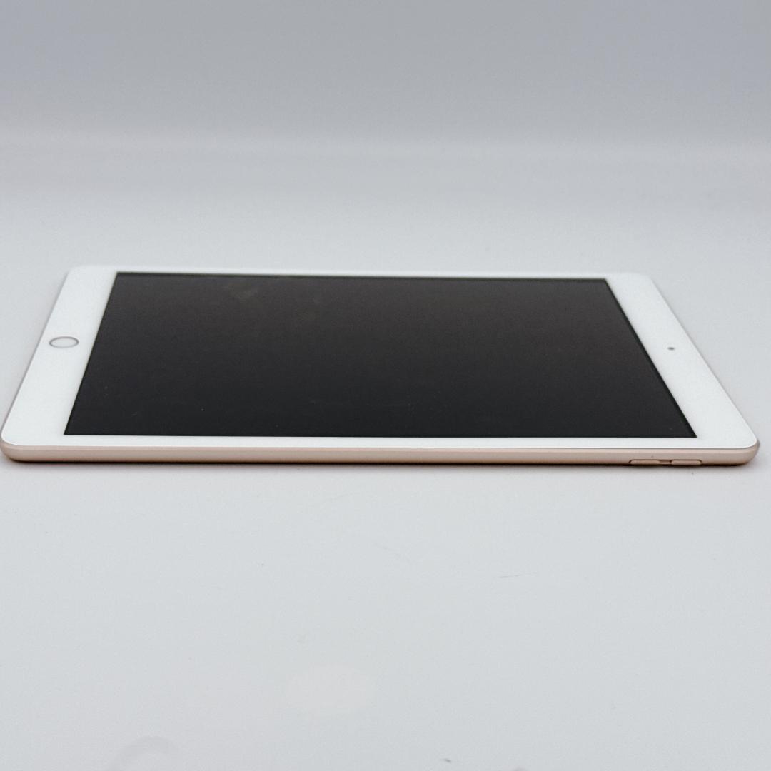 【美品】iPad 第8世代 Apple MYLC2J/A 32GB