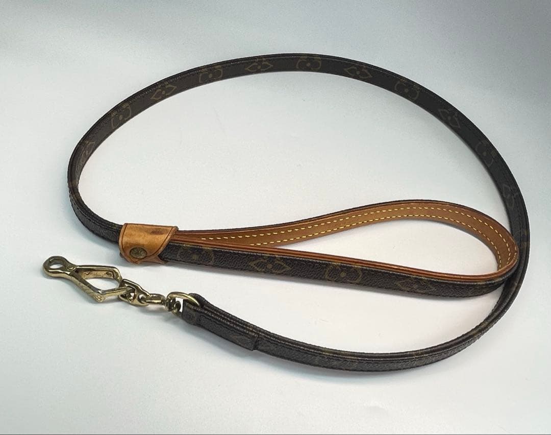 LOUIS VUITTON(ルイ・ヴィトン)ドックリード