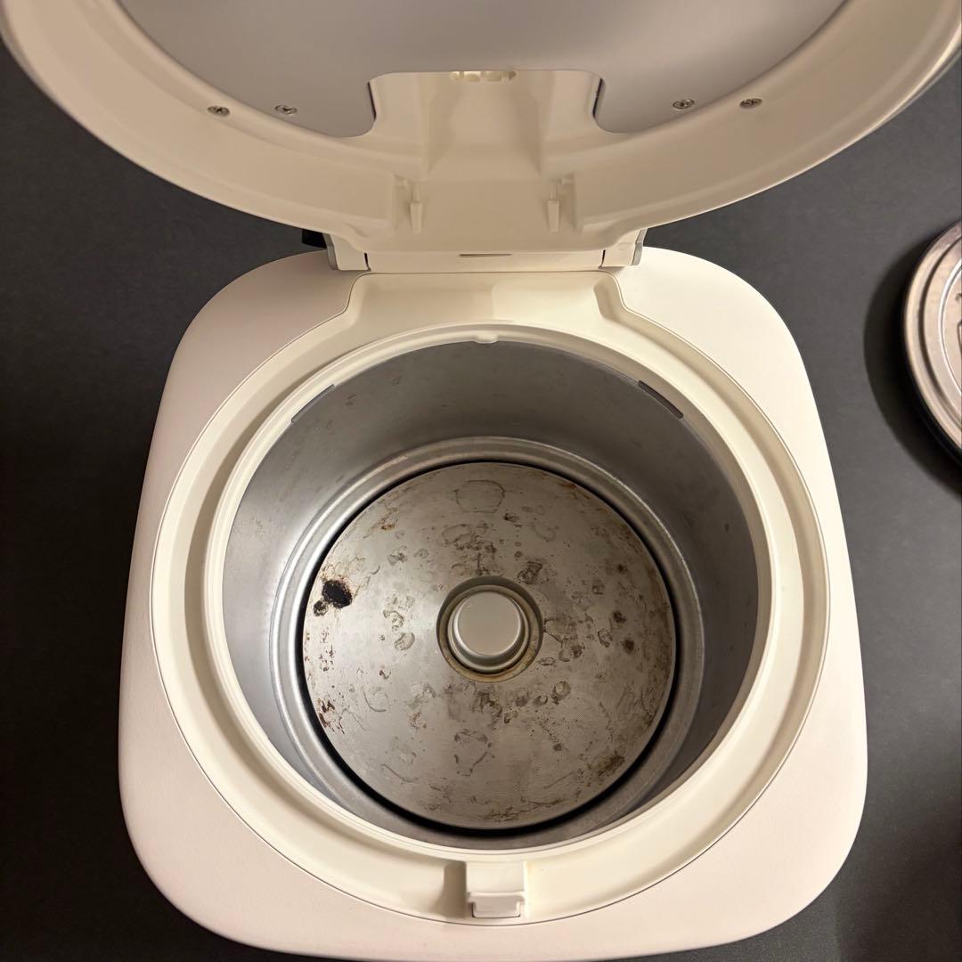 BALMUDA The Gohan 2022年製　ホワイト　炊飯器