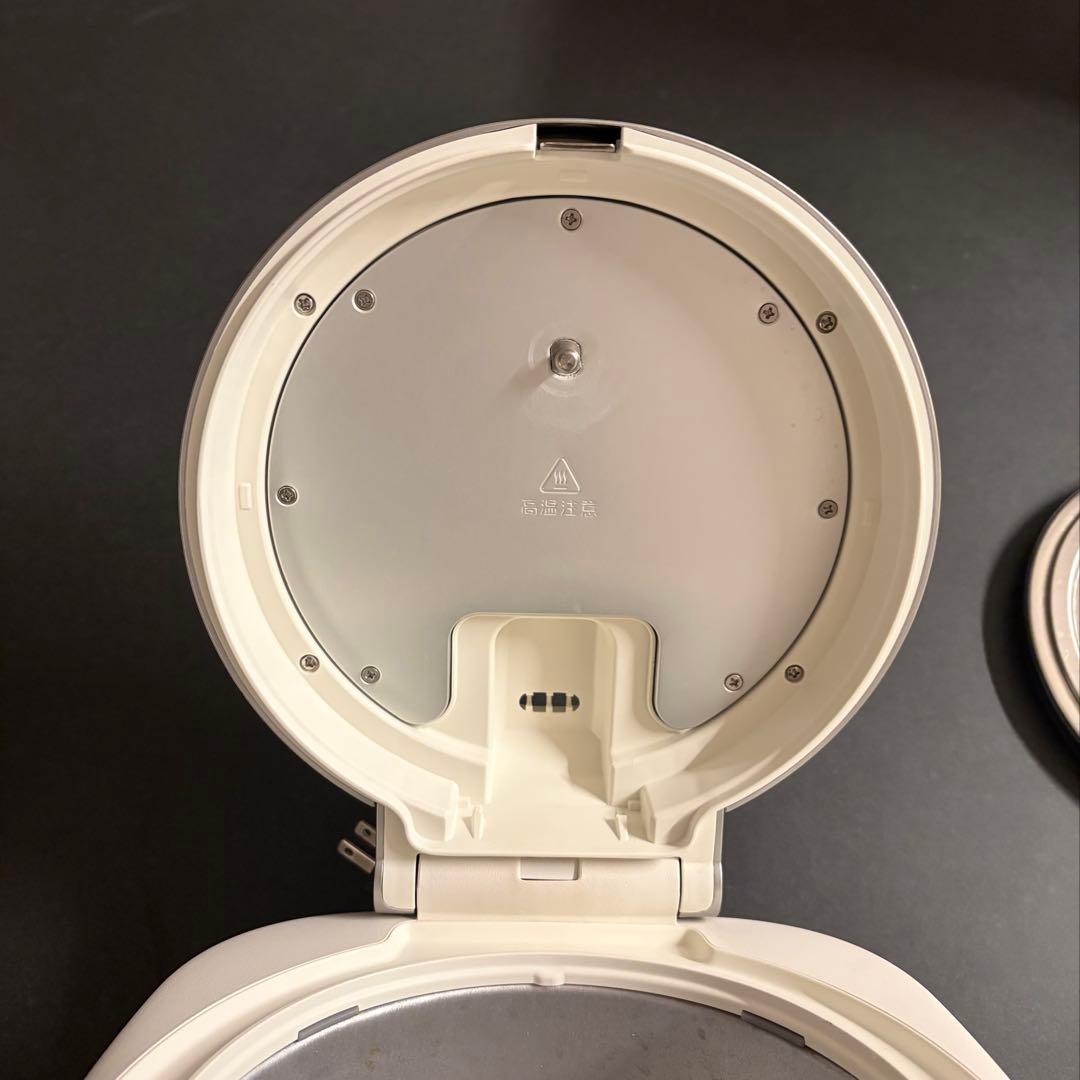 BALMUDA The Gohan 2022年製　ホワイト　炊飯器