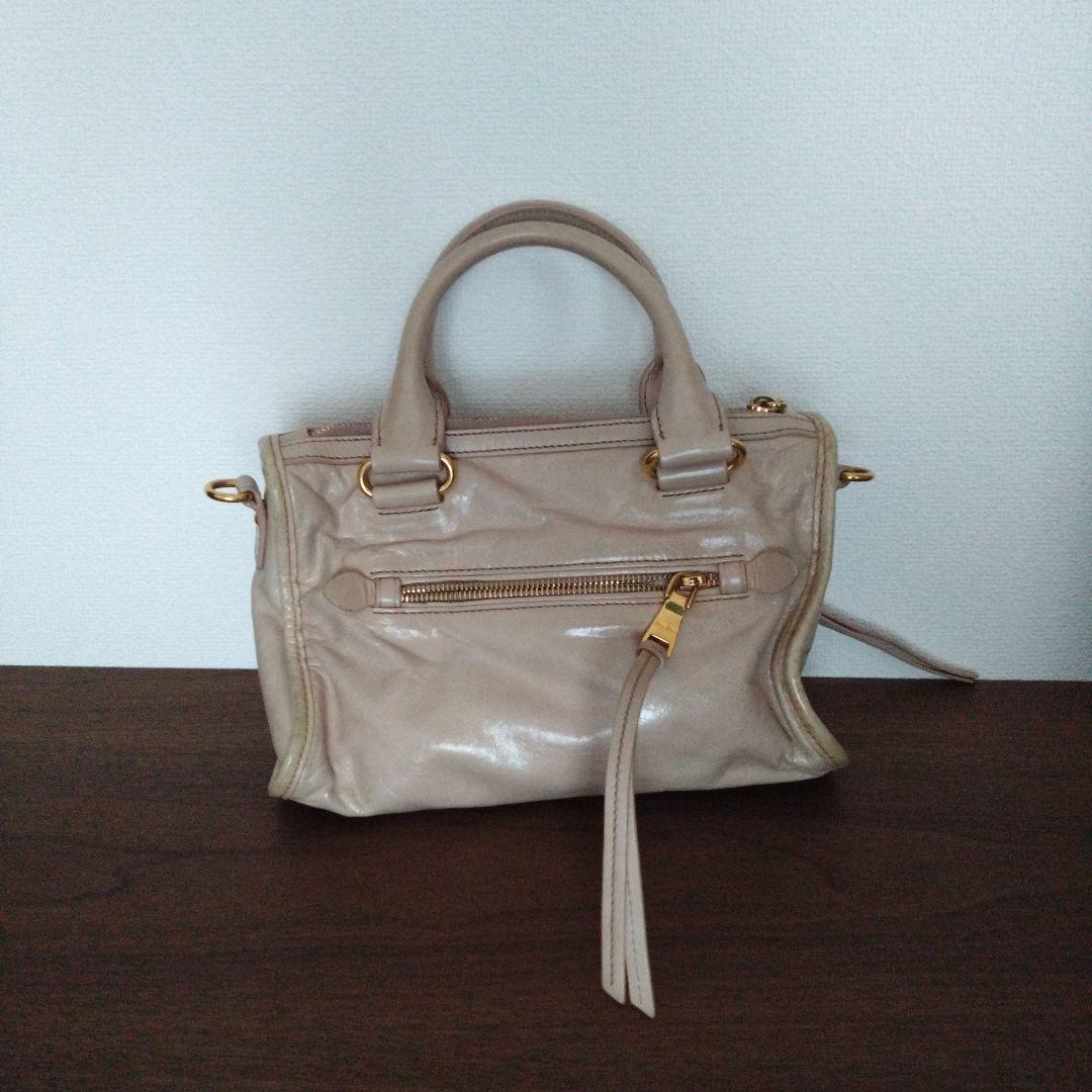 miumiu ショルダーバック