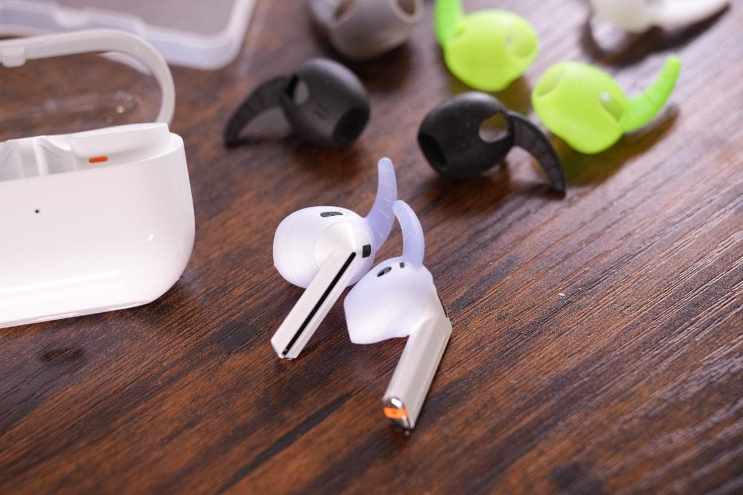 Galaxy Buds3　ホワイト