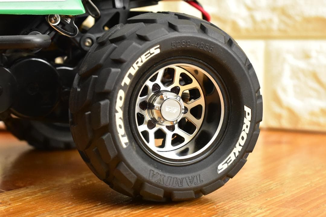 タミヤ コミカルグラスホッパー WR-02CB フルセットファインスペック白/黒