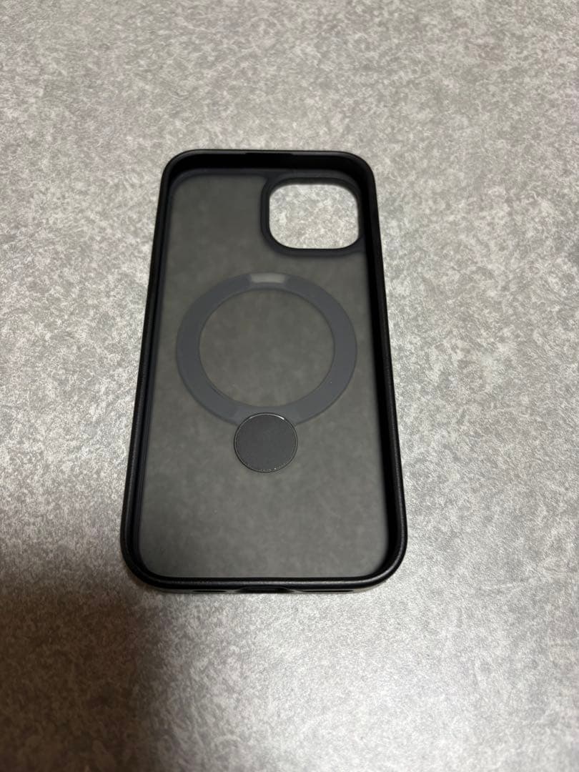 【傷・訳あり】iPhone 15 128gb 本体　黒　箱付き　ケース付き