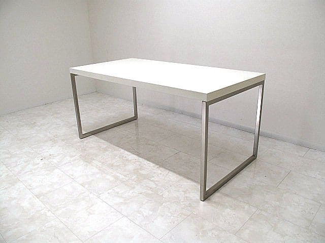 ボーコンセプト　ダイニングテーブル　Ｗ160ｃｍ　　　4人用ダイニングテーブル