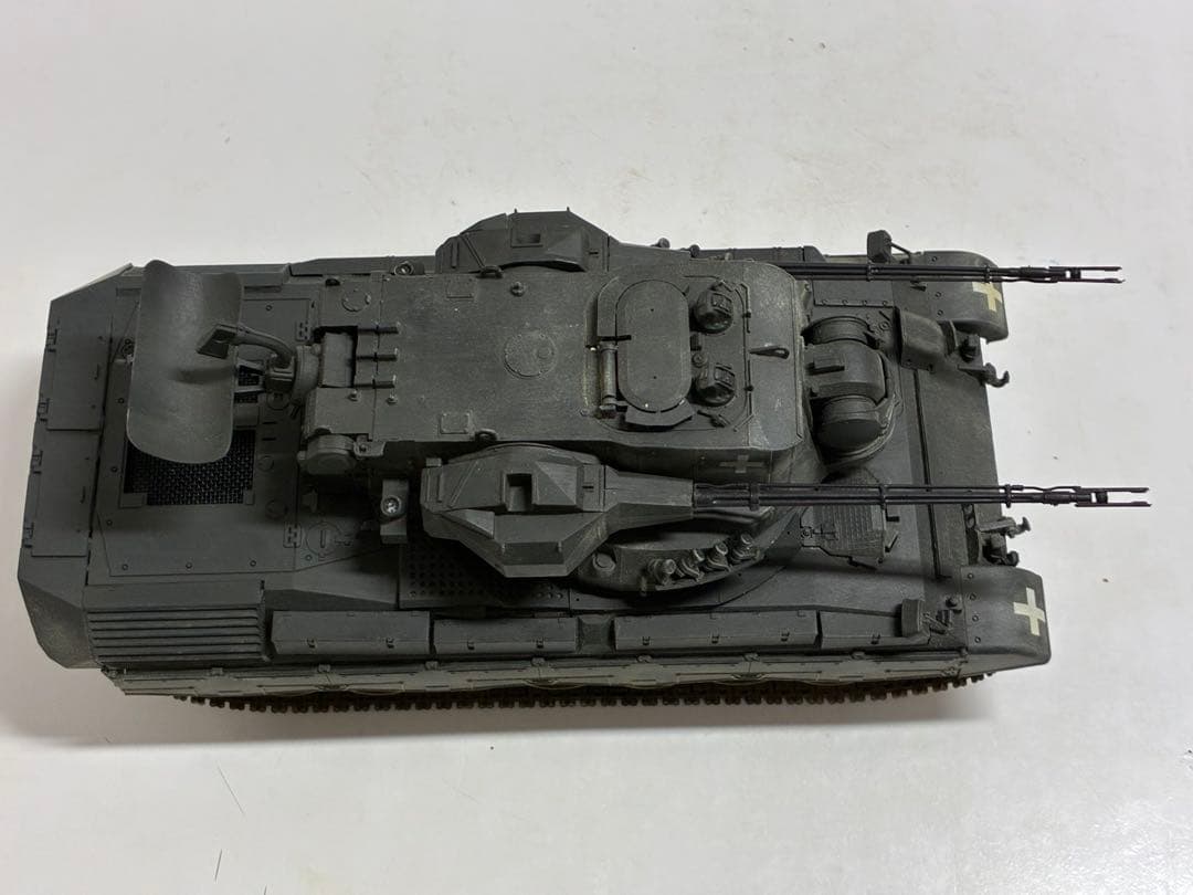 タミヤ　1/35 ゲパルト　完成品　戦車　模型　プラモデル　