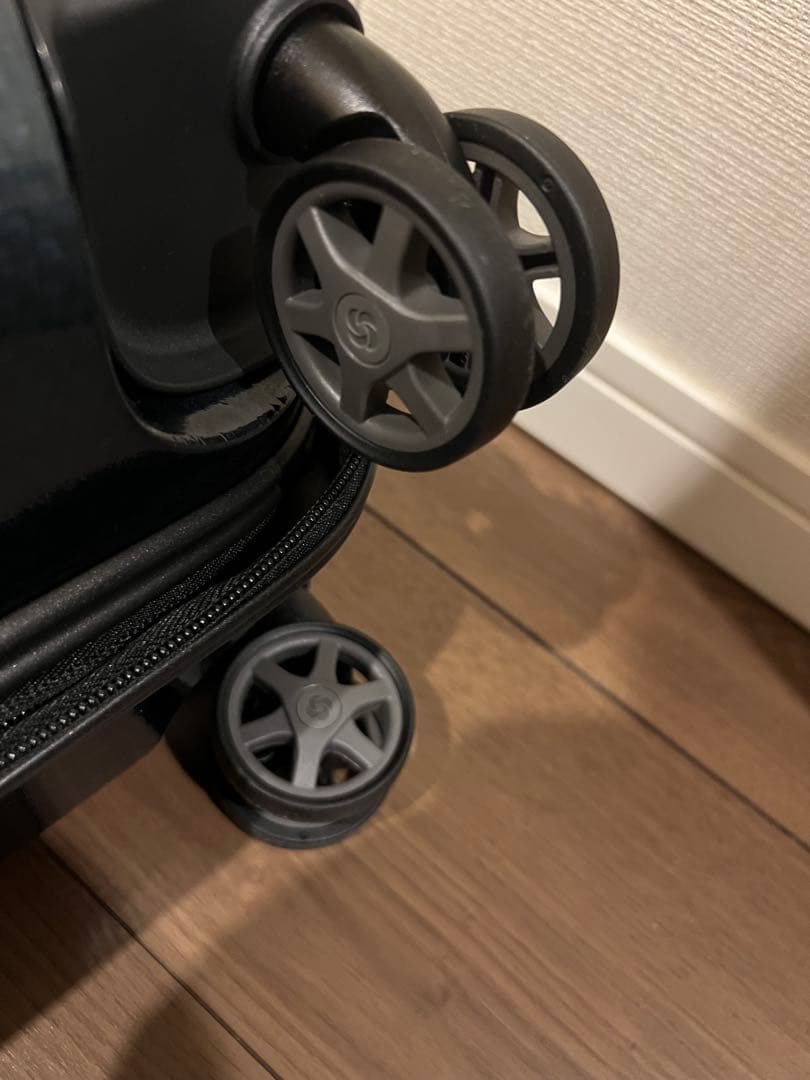 ＜限定＞ サムソナイト オーロラをイメージした限定色SP55EXP