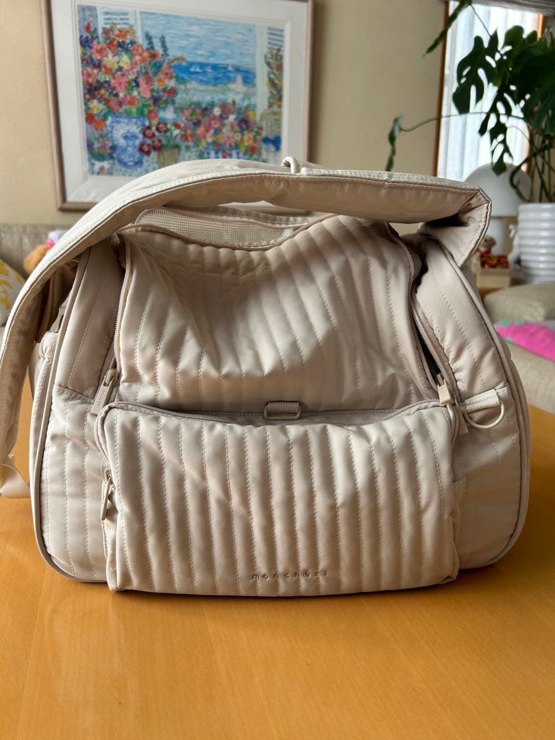 【moncheri 】ベージュ キルティングキャリーバッグ 中型犬