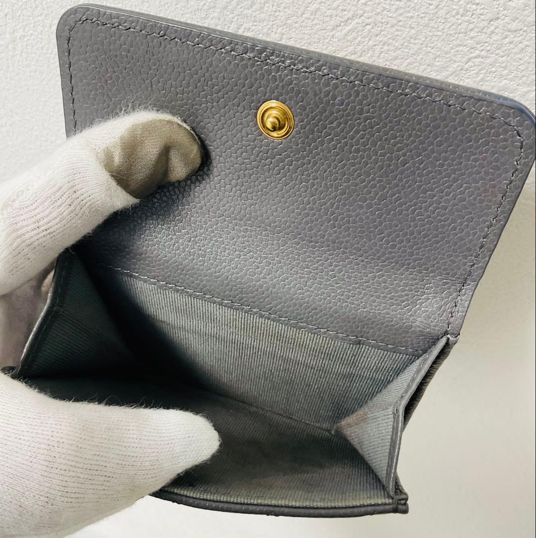 シャネル ボーイシャネル キャビアスキン コンパクトウォレット グレー