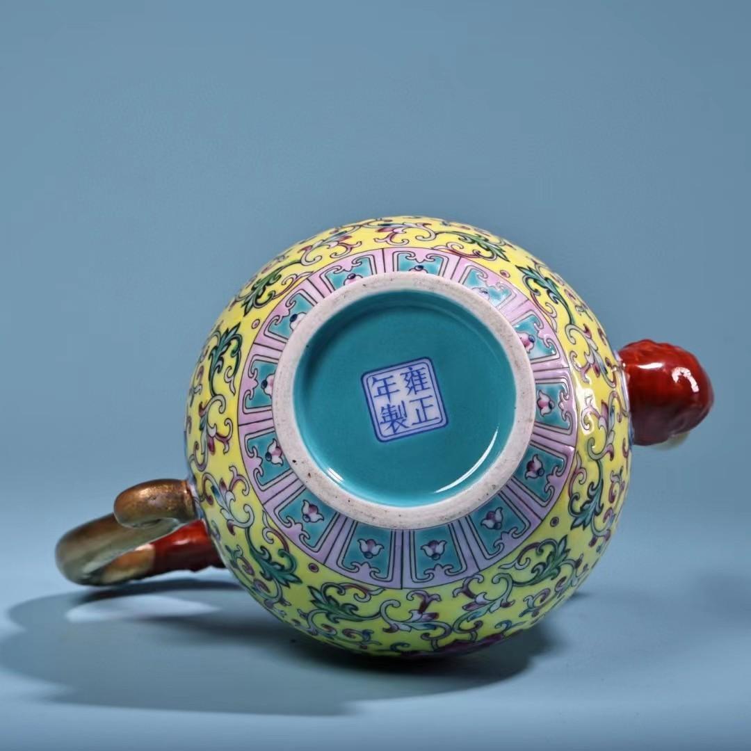 中国古美術・珍蔵珐琅彩と鎏金茶壺・陶磁器・置物・酒道具・純手描き・極細工・箱付