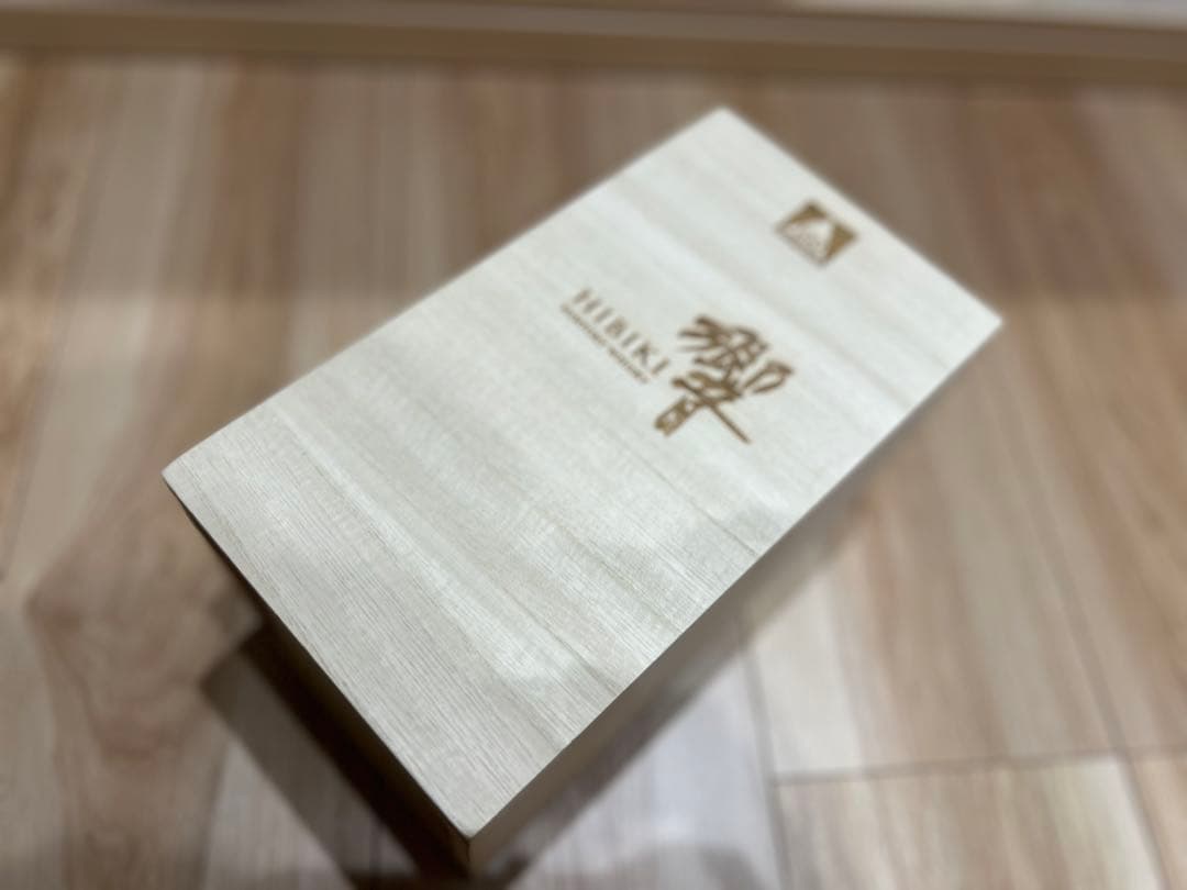 サントリー　響100周年記念ボトル 空箱瓶