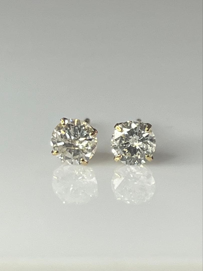 K18 天然ダイヤモンドピアス 計0.5ct 4本爪 鑑別カード付き