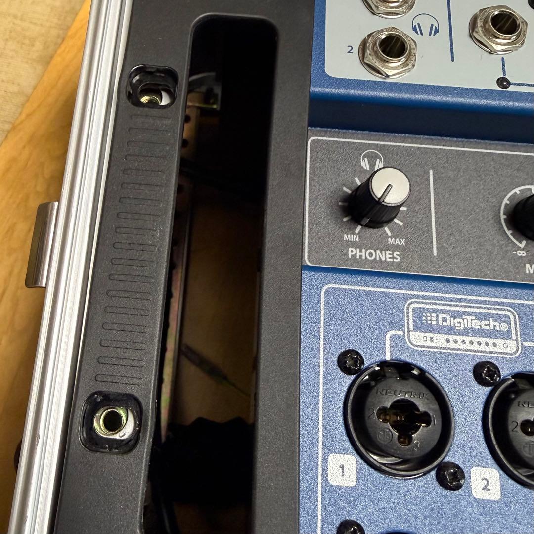 Soundcraft Ui24R デジタルミキサー