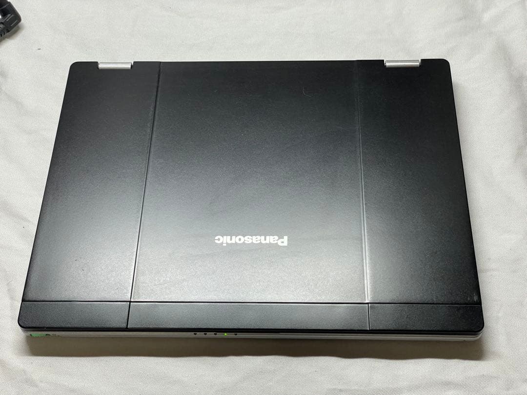 Windowsノート本体 Panasonic Let's note QV8 (CF-QV8NDMQR)