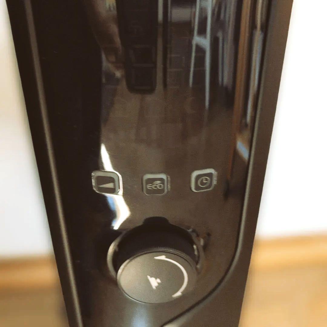 【極美品】デロンギ マルチダイナミックヒーター MDHU09-BK リモコン付き