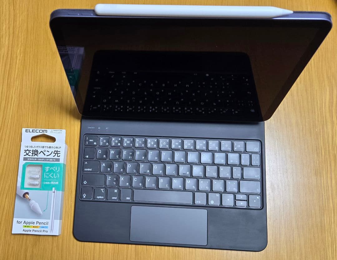 【値下げ】iPadAir5世代64GBWi-Fiなど３点　(AppleCare付