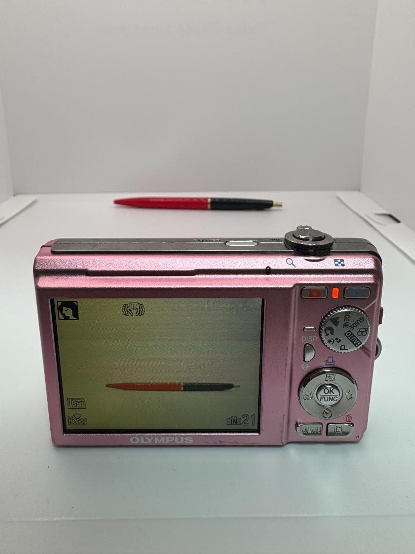⑧【美品】OLYMPUS FE-370 ピンクバッテリー付 　※簡易動作確認済