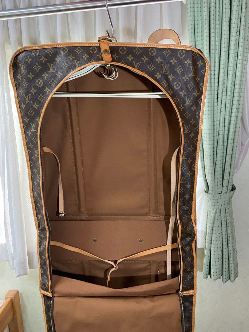 ルイヴィトン　Louis Vuitton モノグラム　ガーメントケース