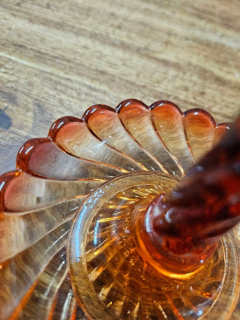 美品 オールドバカラ バンブーローズ 小型 クリスタルガラスのリングホルダー