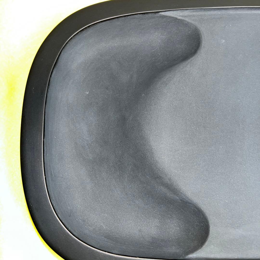 ⭕️雄勝硯　2kg超の大型特殊硯　木製蓋付き　墨持ち良い　美形美品