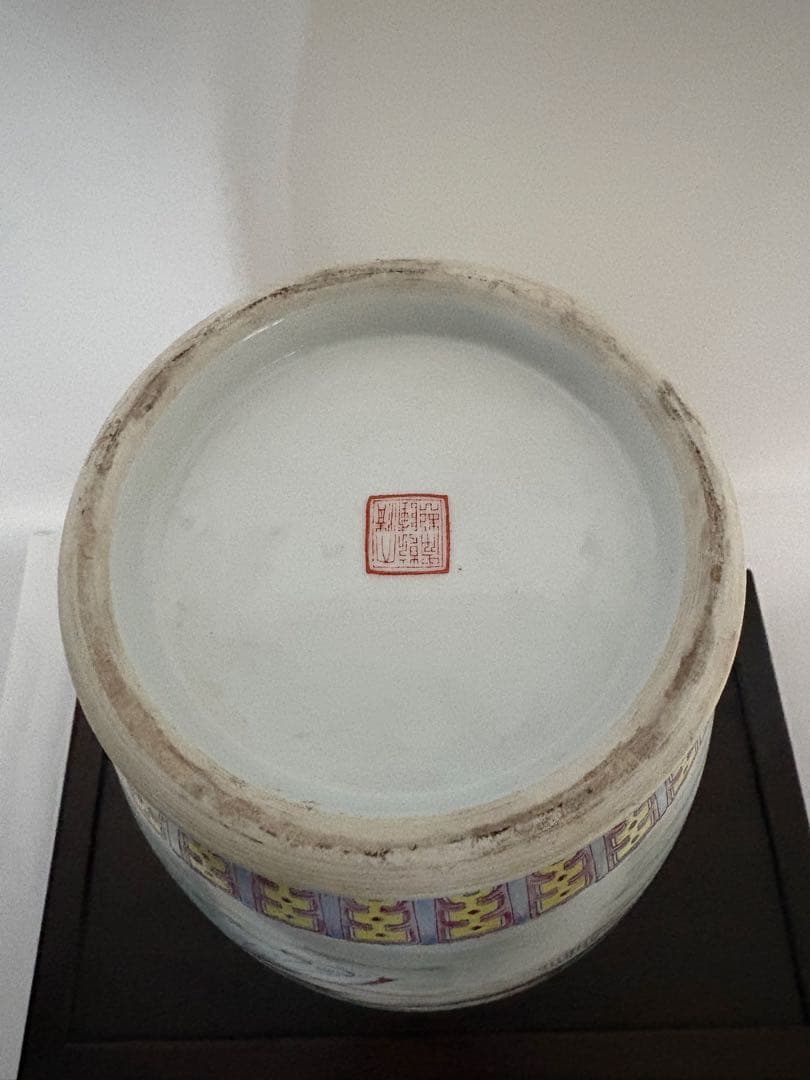 中国風人物画陶器花瓶