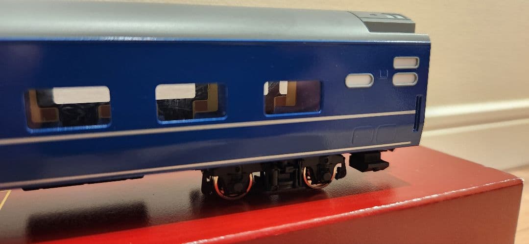 カツミ 24系24・25形客車(銀帯車) オハネ25形100番台 2012年製