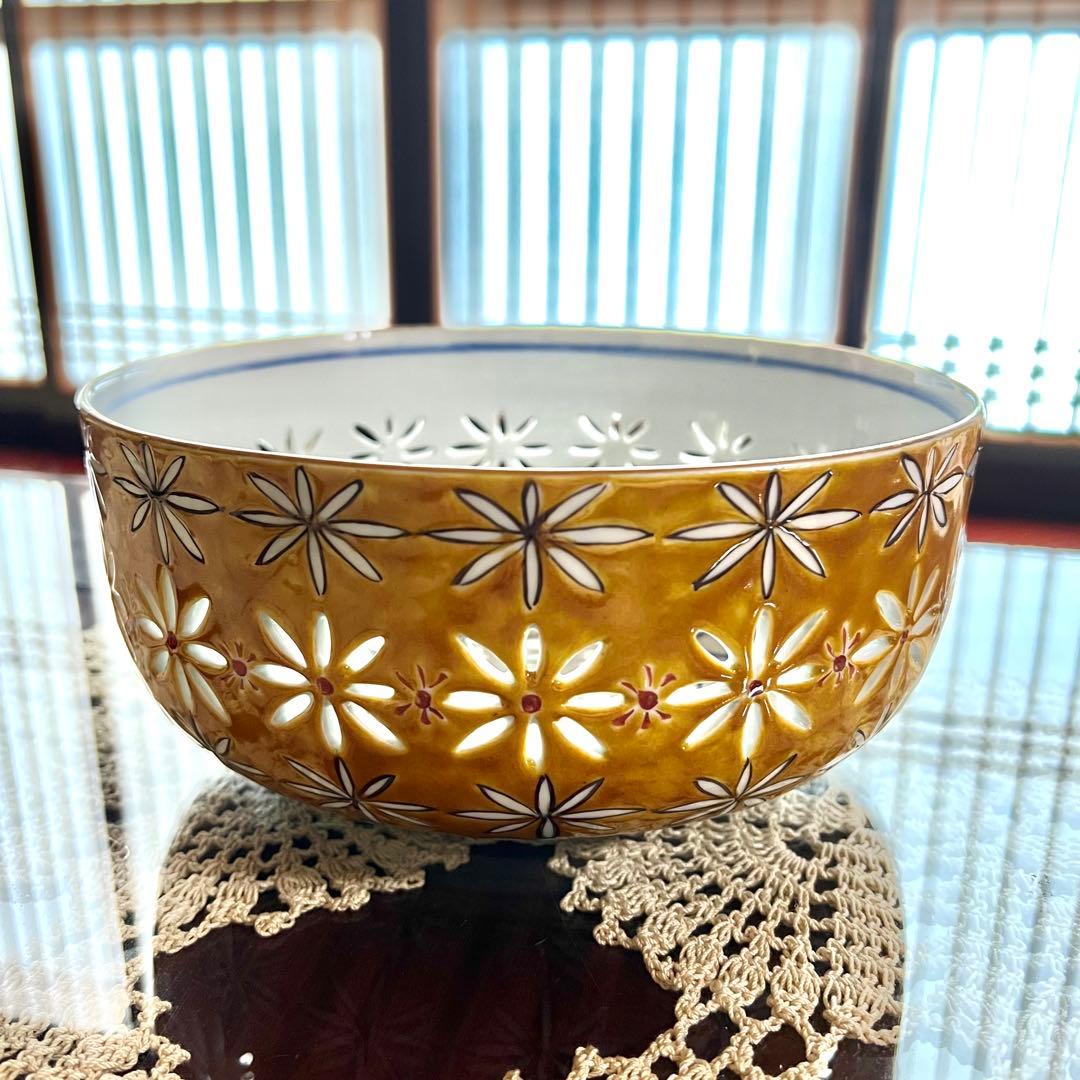 新品未使用 長谷川紀代 すかし彫花鳥文 菓子鉢 作家もの 九谷焼 共箱 共布