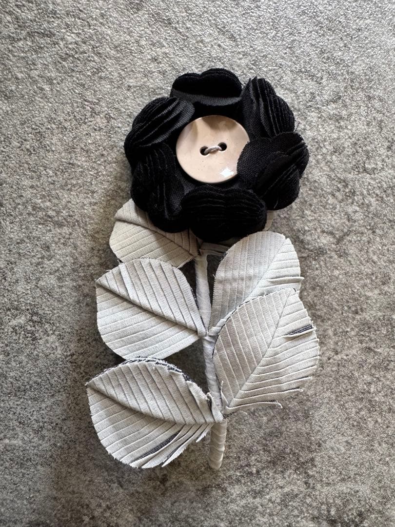 ミナペルホネン　コサージュ　canon 正規品