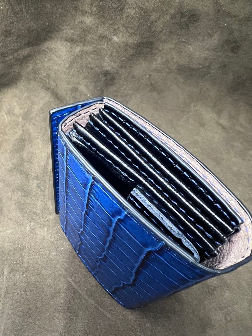 エムピウ ミッレフォッリエ　同型　本革財布　クロコダイル型押しレザー