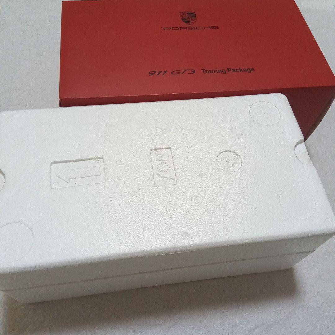 スパーク 1/18 ポルシェ 911 GT3