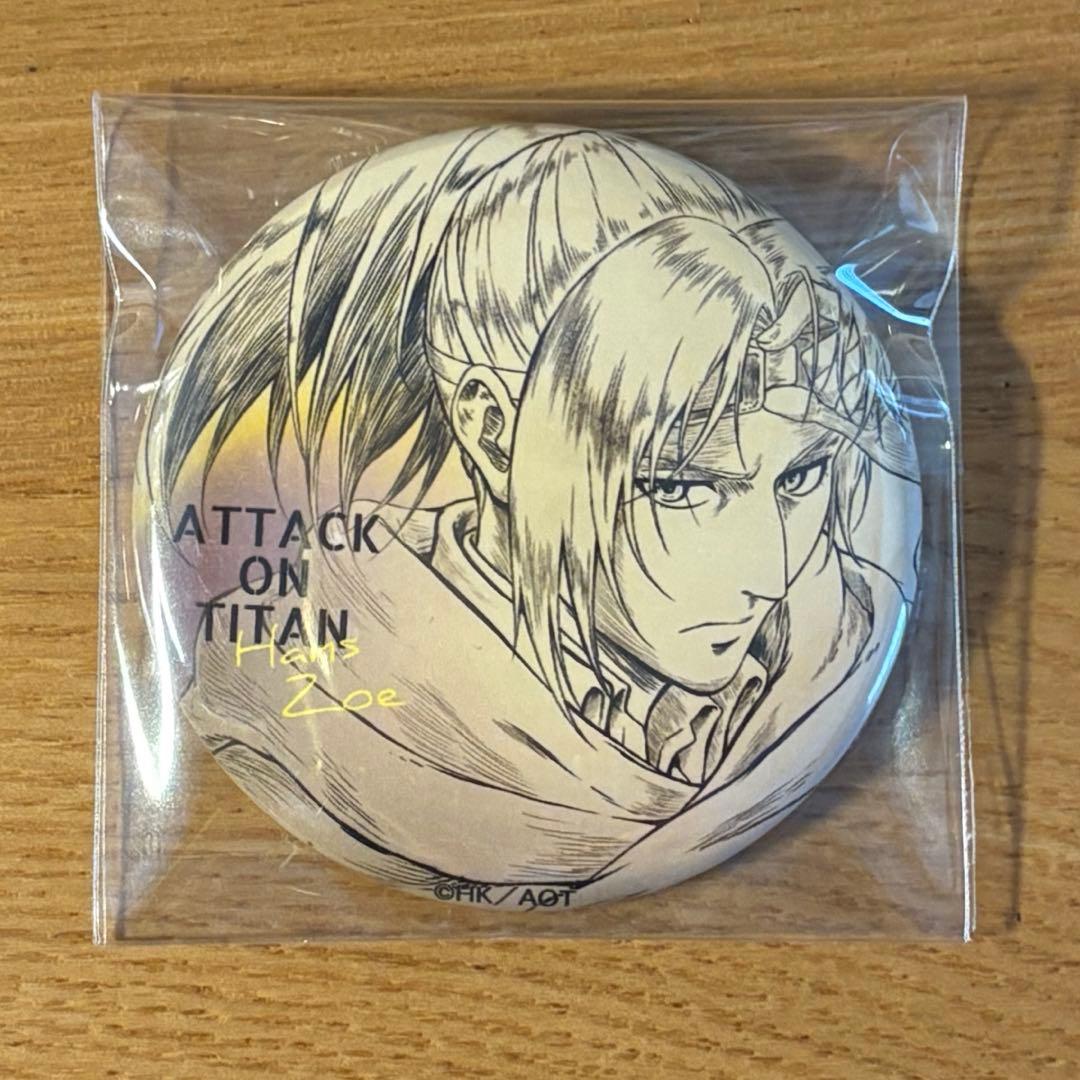 進撃の巨人　WIT STUDIO 缶バッジ　描き下ろし　ビッグ缶バッジ　ハンジ