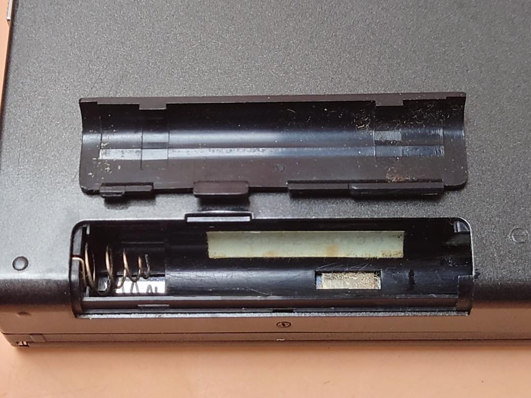 【超レア・専用ケース付】 AIWA Cassette Boy HS-P5 動作品