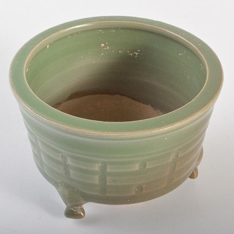 中国　龍泉窯青磁　刻線文三足香炉　C　R6715E