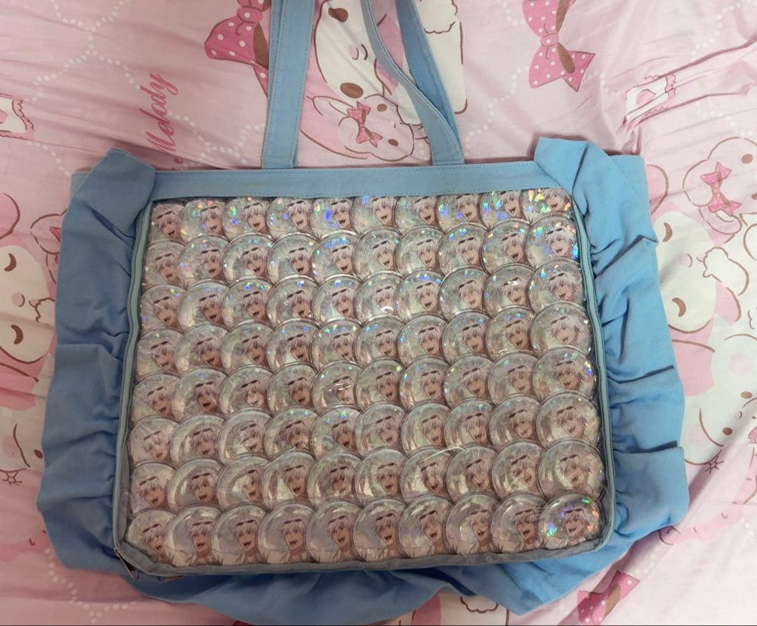 呪術廻戦　五条悟　休憩シャイニー缶バッジ　80点