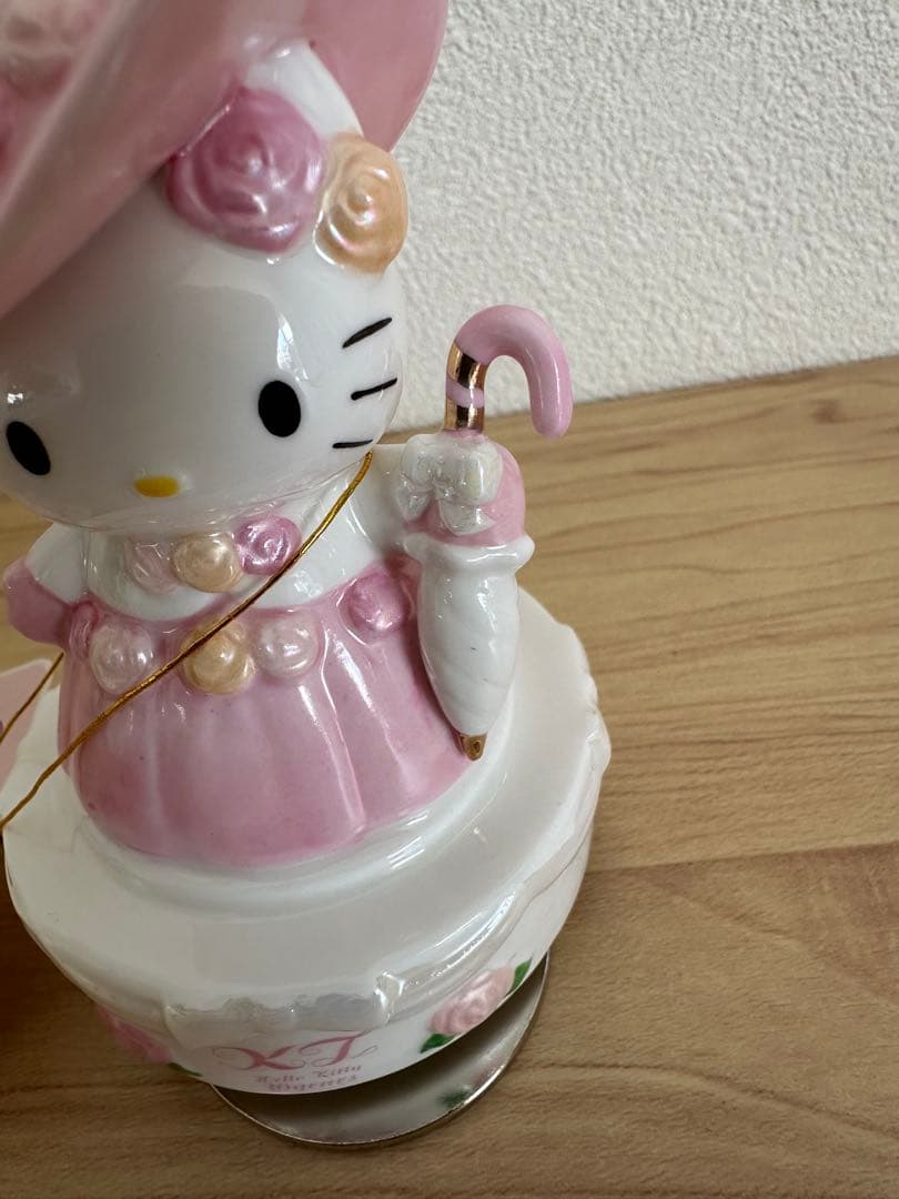 クリスマス限定価格 激レアハローキティ30周年記念陶器置物 フィギュア サンリオ