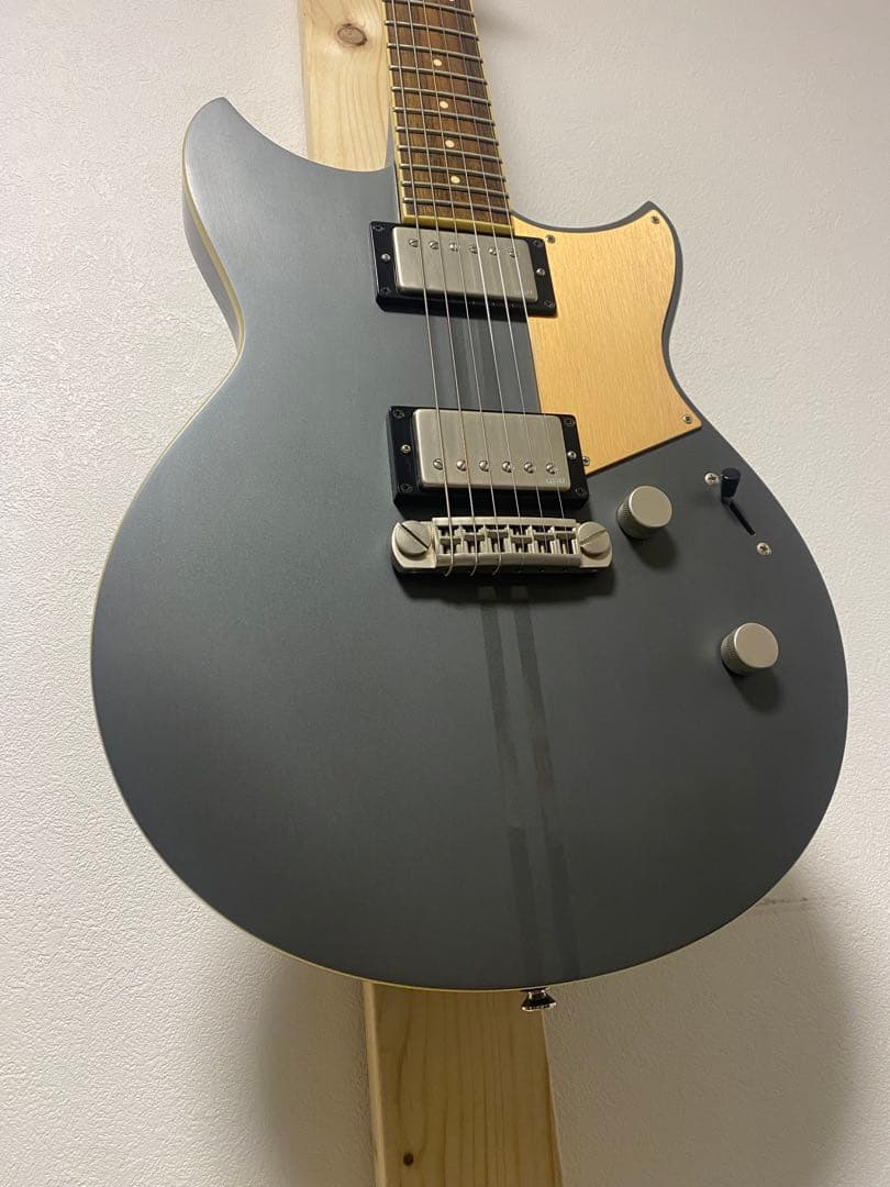 YAMAHA REVSTAR RS820CR グレーカラー　エレキギター