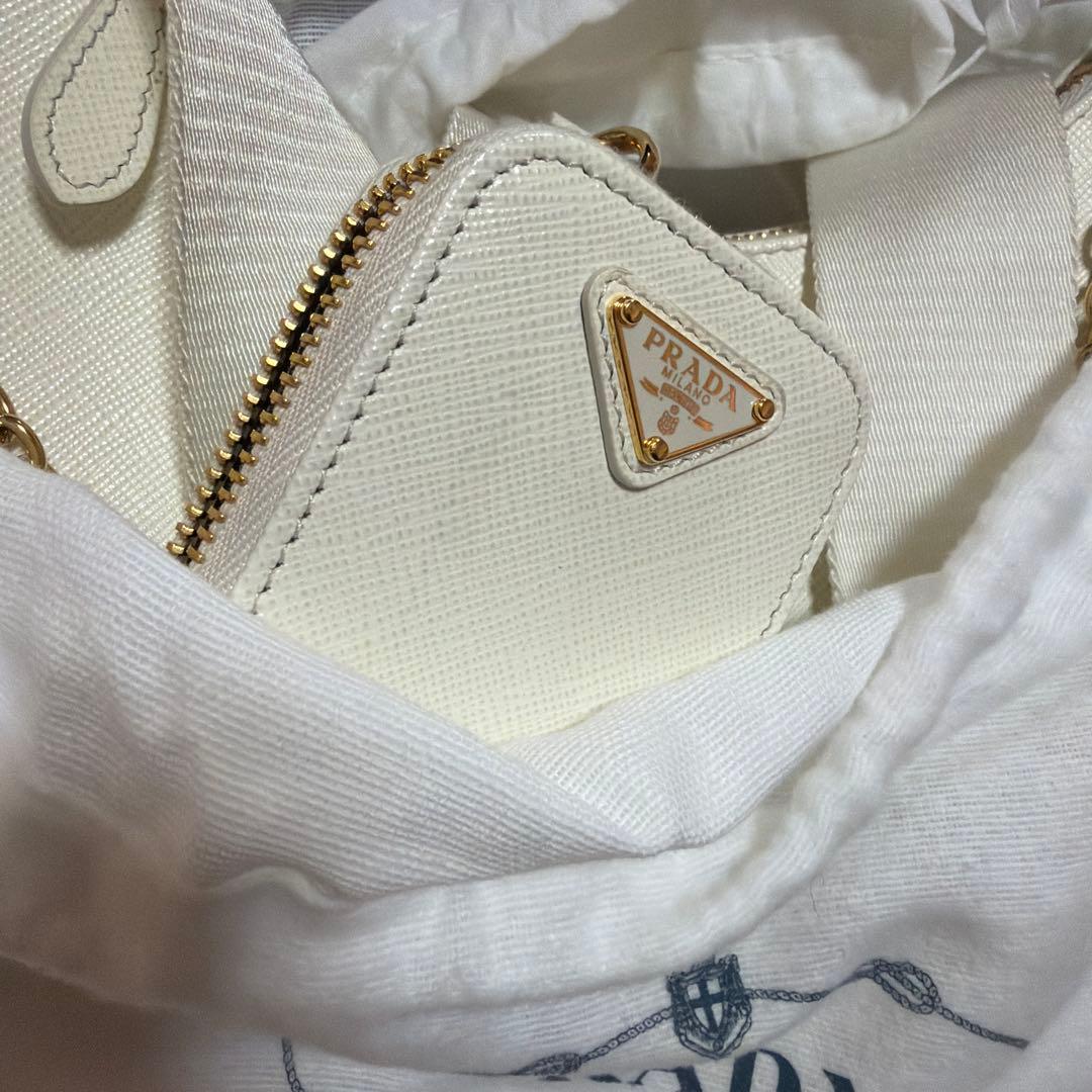 【星様】PRADA Re-Edition 2005 サフィアーノレザー バッグ