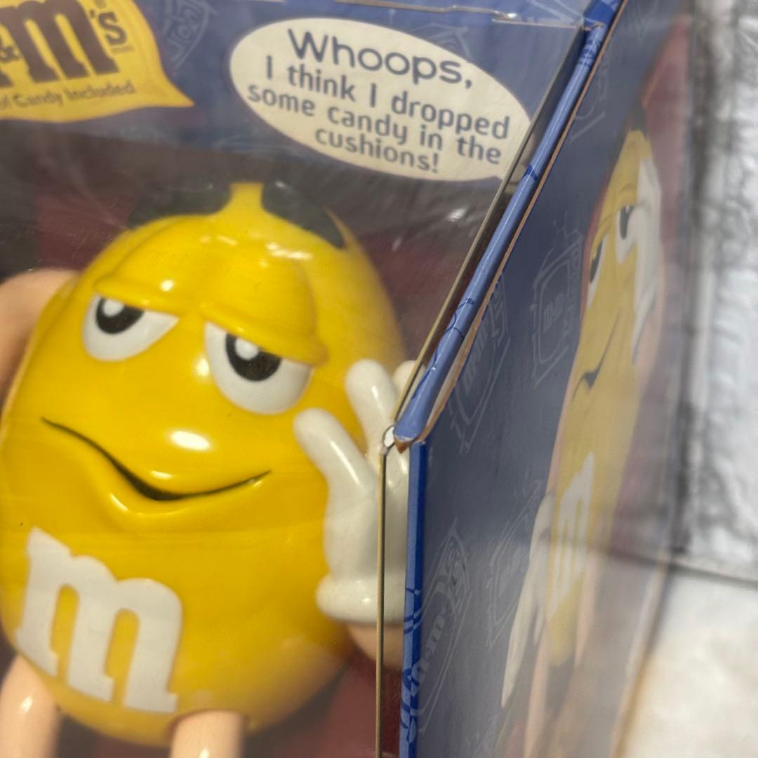 m&m's ディスペンサー　イエロー　LA-Z-BOYソファーエムアンドエムズ