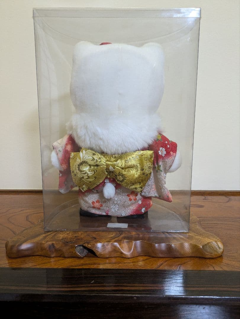 HELLO KETTY Vivitix キティちゃん振袖ぬいぐるみ