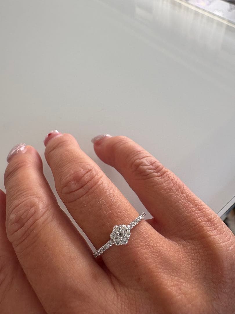 プラチナ900✨ダイヤフラワーモチーフ/エタニティリング❣️