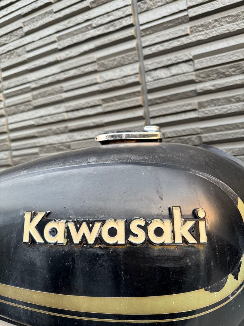 Kawasaki バイクタンク 黒 傷あり kz1000 KZ外装　A2外装