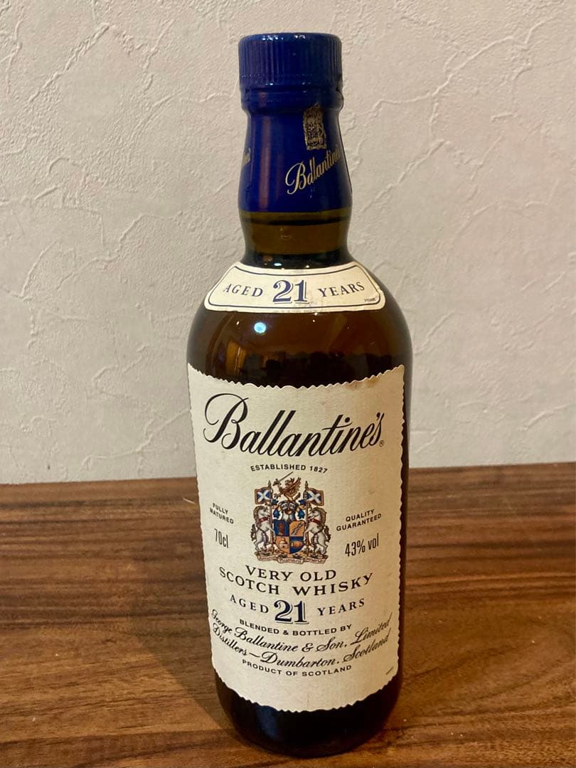 ウイスキー Ballantine's Aged 21 Years 700ml