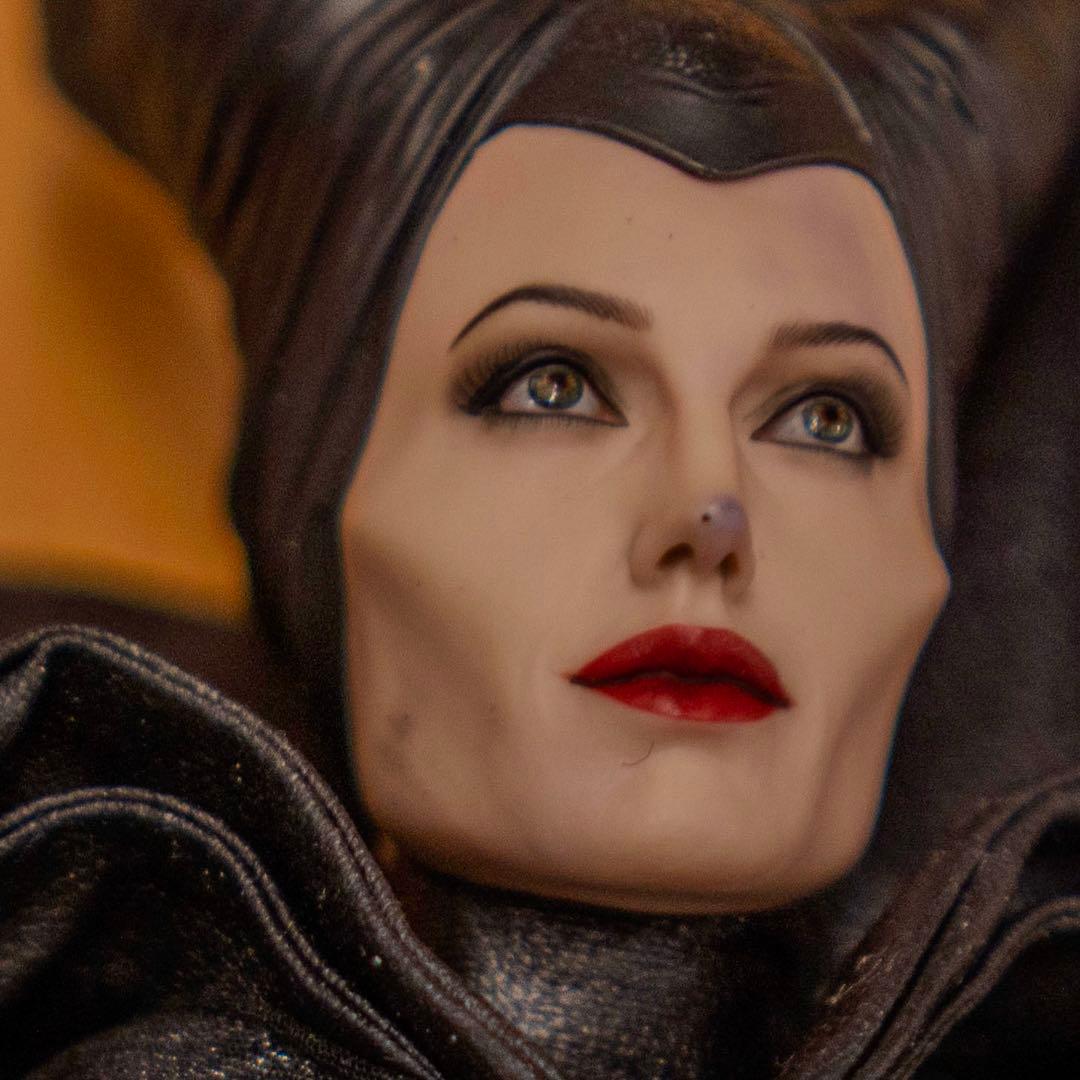 ホットトイズ マレフィセント 1/6 ディズニー Disney