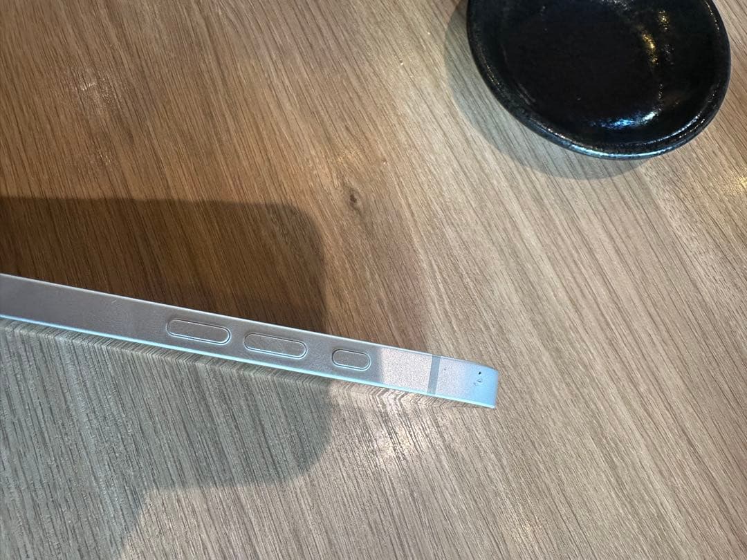 Apple iPhone 16eホワイト 128GB