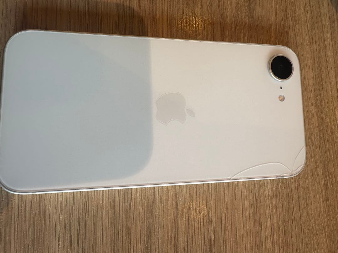 Apple iPhone 16eホワイト 128GB