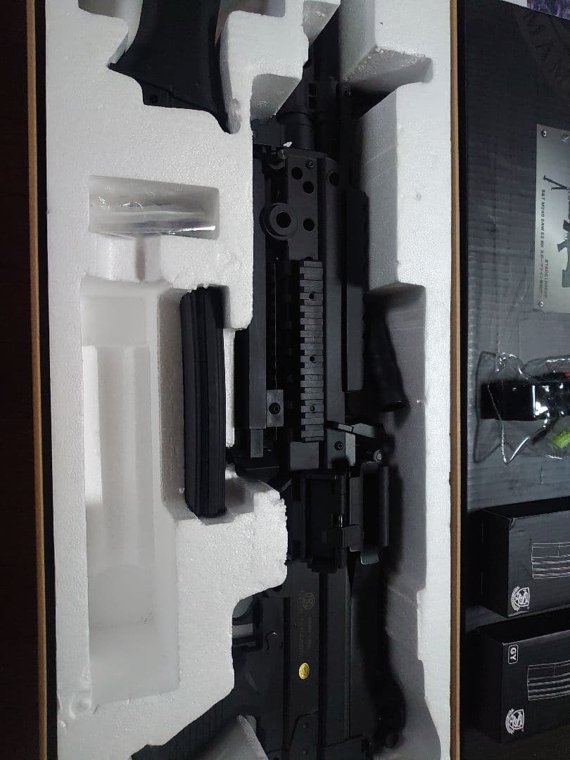 S&T M249 SAW E2 電動ガン